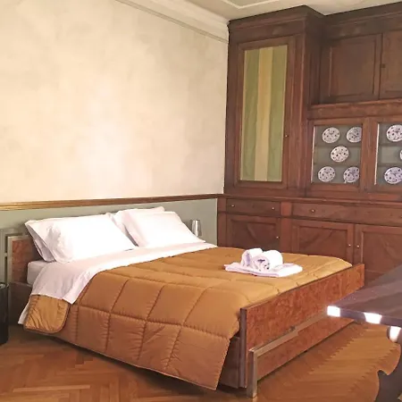 Historical Building Apartment *