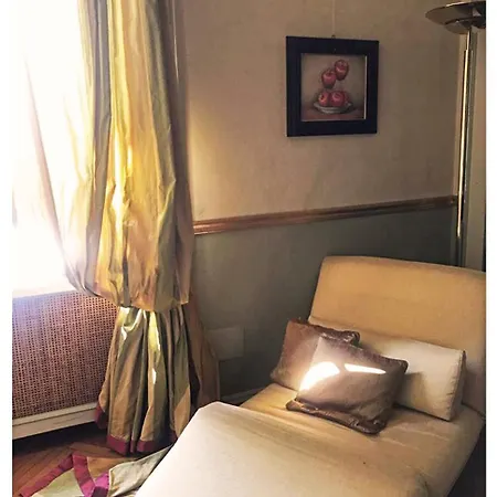 Historical Building Apartment Bergamo